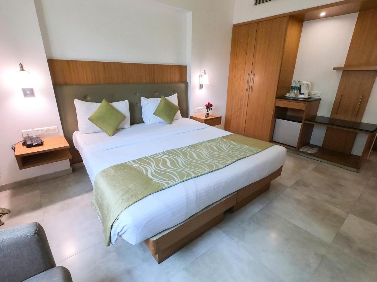 The Verda Saffron Hotel Mangalore Esterno foto