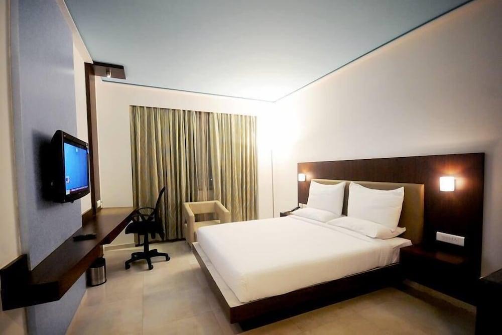 The Verda Saffron Hotel Mangalore Esterno foto